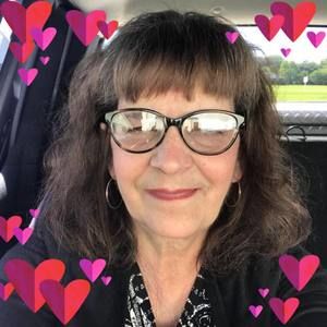 Meet your Posher, Debra